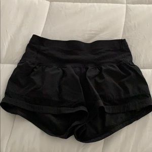 lululemon athletic shorts
